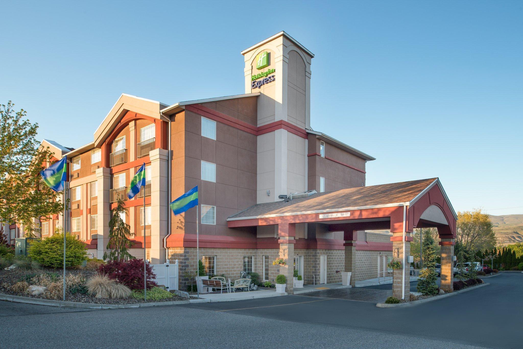 Holiday Inn Express Wenatchee By Ihg Exterior foto